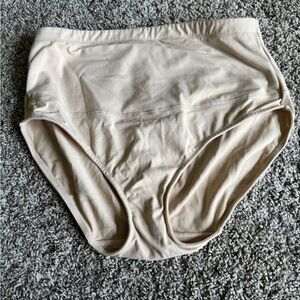 Empetua | High-Waisted Shapeweat Briefs